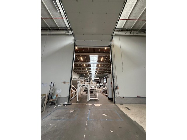 Elektrische sectionaalpoort novoferm - afbeelding 6 van  7