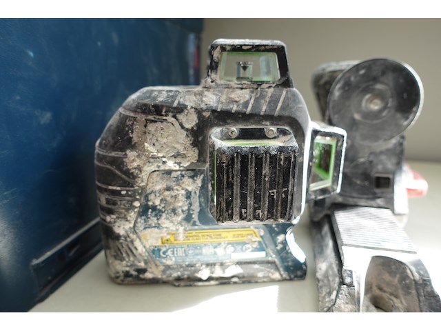 Elektrische slijpmachine bosch - afbeelding 6 van  9