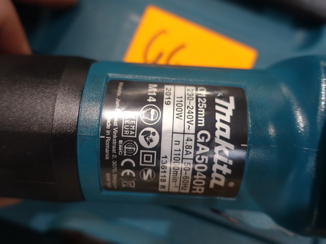 Elektrische slijpmachine makita - afbeelding 2 van  2