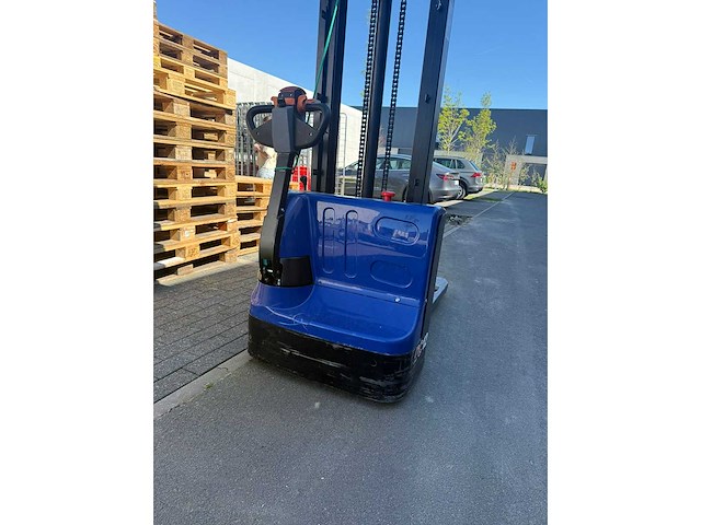 Elektrische stapelaar dc12 – 1200 kg – 3 meter - afbeelding 6 van  11