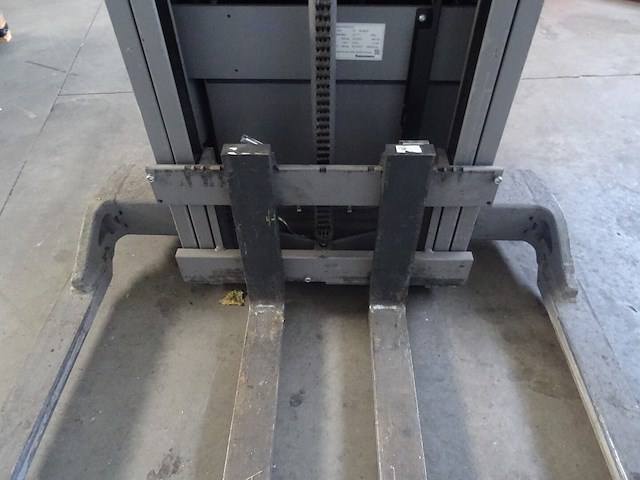 Elektrische stapelaar jungheinrich - afbeelding 12 van  13