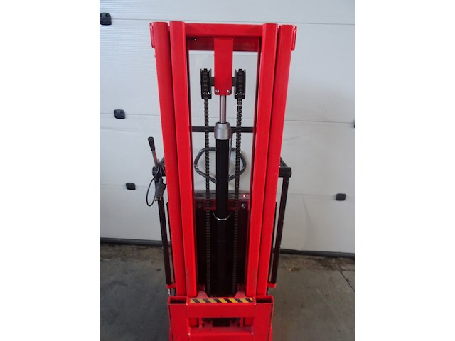 Elektrische stapelaar logitrans - afbeelding 8 van  10