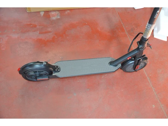 Elektrische step bohlt 9 air model ekick 9 air 1,7ah nieuw in doos - afbeelding 7 van  18