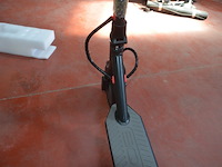 Elektrische step bohlt 9 air model ekick 9 air 1,7ah nieuw in doos - afbeelding 5 van  19