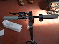 Elektrische step bohlt 9 air model ekick 9 air 1,7ah nieuw in doos - afbeelding 15 van  16