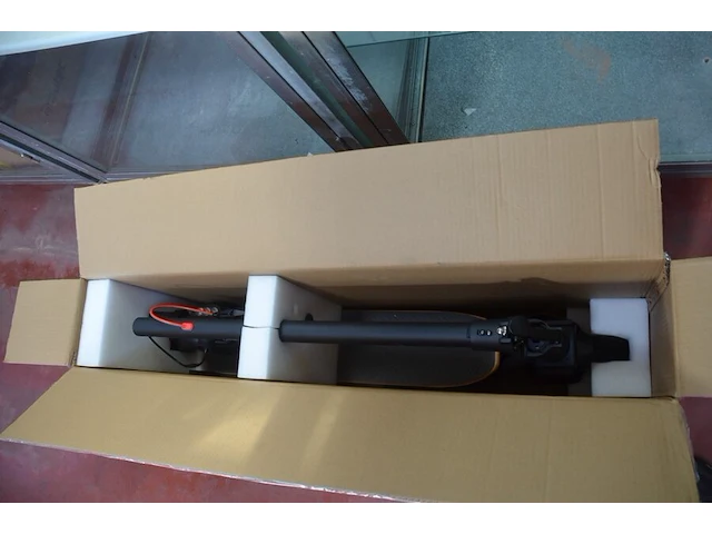 Elektrische step bohlt 9 pro model ekick 9 pro 10ah nieuw in doos - afbeelding 15 van  24