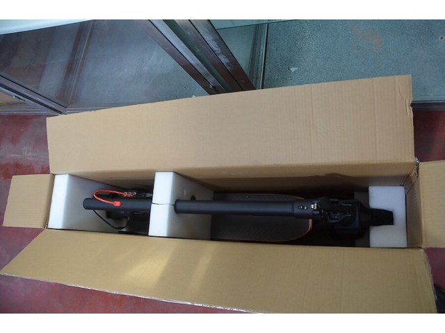 Elektrische step bohlt 9 pro model ekick 9 pro 10ah nieuw in doos - afbeelding 15 van  24