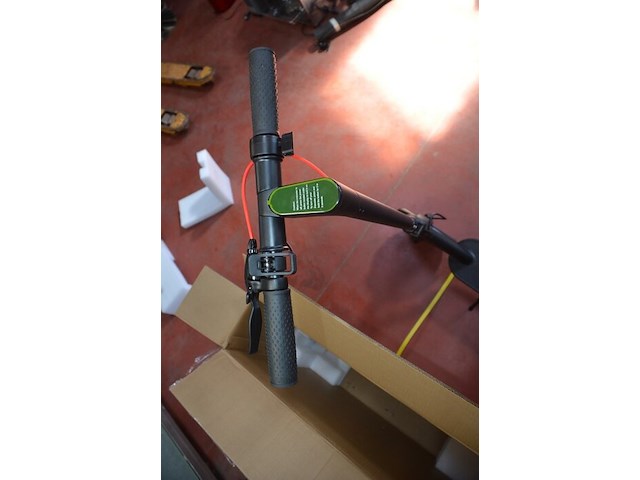 Elektrische step bohlt td10 model ekick td10 nieuw in doos - afbeelding 7 van  24