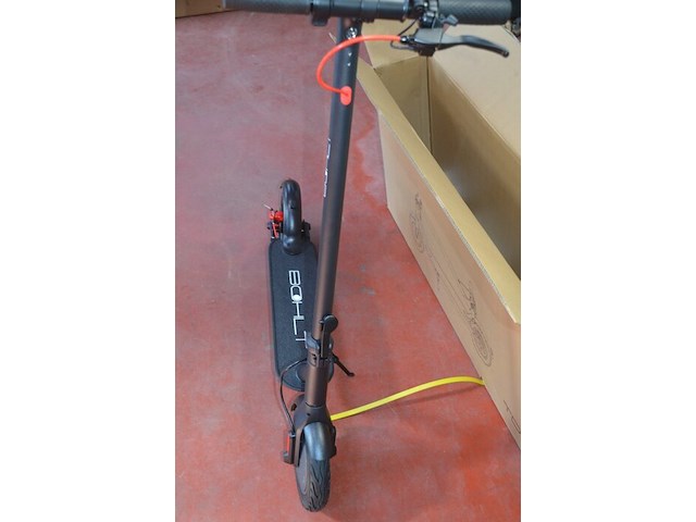 Elektrische step bohlt td10 model ekick td10 nieuw in doos - afbeelding 22 van  24