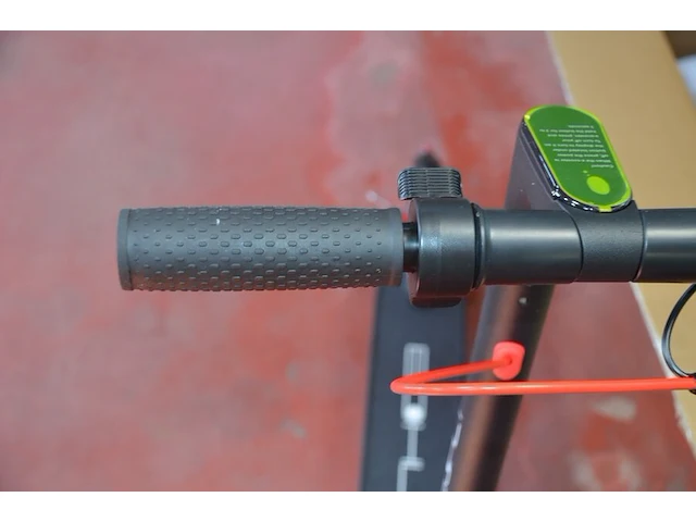 Elektrische step bohlt td9 model ekick td9 nieuw in doos - afbeelding 17 van  19