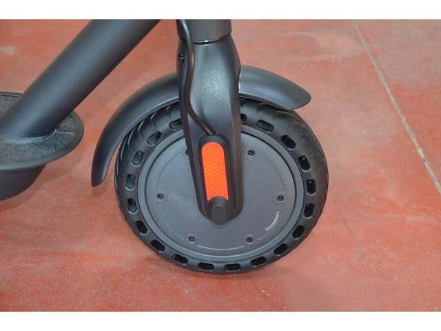 Elektrische step bohlt td9 model ekick td9 nieuw in doos - afbeelding 15 van  20
