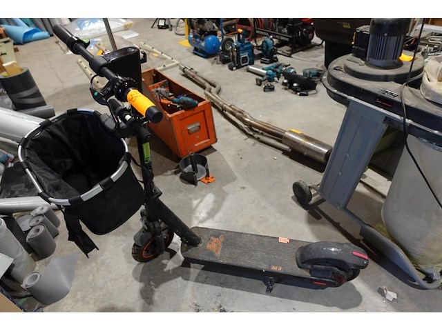 Elektrische step klidookirin - afbeelding 1 van  5