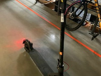 Elektrische step, merk mi, zonder verdere gegevens. - afbeelding 4 van  4