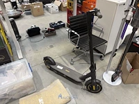 Elektrische step ninebot kickscooter max g30