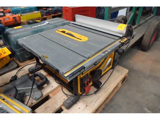 Elektrische tafelzaagmachine dewalt - afbeelding 5 van  5