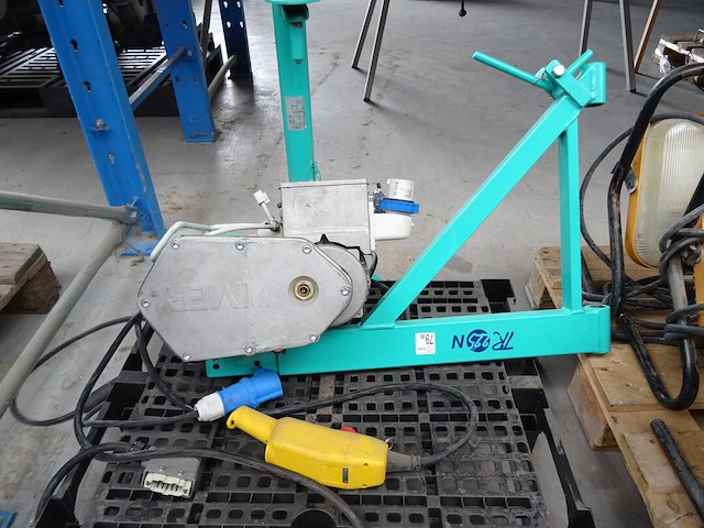 Elektrische takel imer + zwenkarm - afbeelding 6 van  6