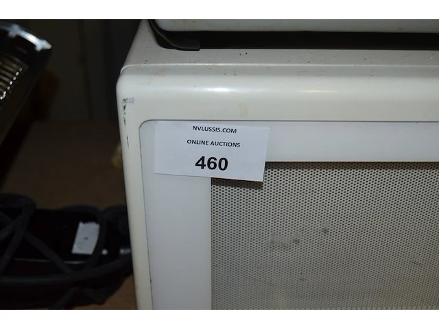 Elektrische terrasverwarmer, oven silvercrest, microgolfoven zanker, papierversnipperaar - afbeelding 3 van  9