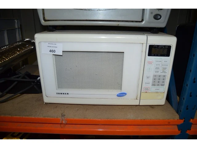 Elektrische terrasverwarmer, oven silvercrest, microgolfoven zanker, papierversnipperaar - afbeelding 4 van  9