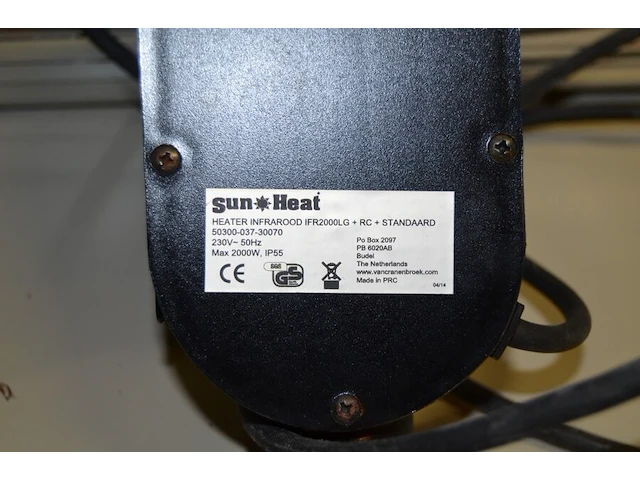 Elektrische terrasverwarmer, oven silvercrest, microgolfoven zanker, papierversnipperaar - afbeelding 7 van  9