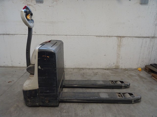 Elektrische transpallet crown - afbeelding 6 van  13