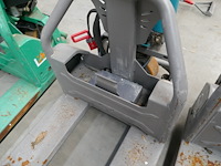 Elektrische transpallet jungheinrich ( zonder batterij en batterijlader ) - afbeelding 4 van  7