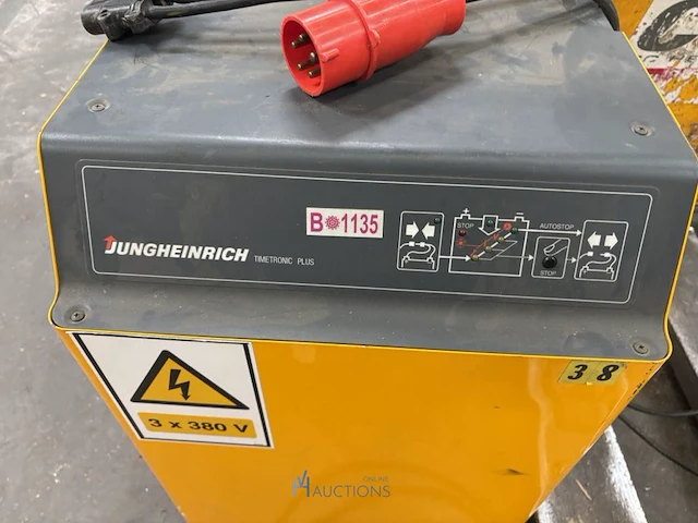 Elektrische transpallet jungheinrich - afbeelding 16 van  23