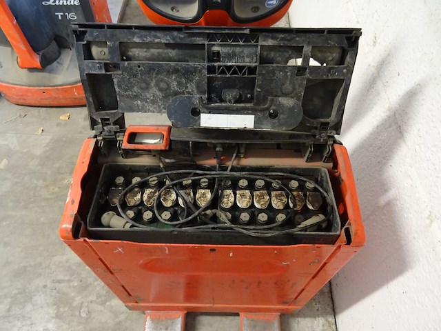 Elektrische transpallet linde - afbeelding 8 van  9