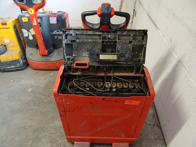 Elektrische transpallet linde - afbeelding 8 van  9