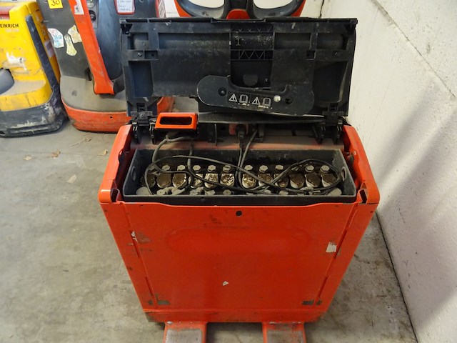 Elektrische transpallet linde - afbeelding 9 van  10