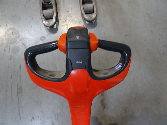 Elektrische transpallet linde - afbeelding 7 van  8