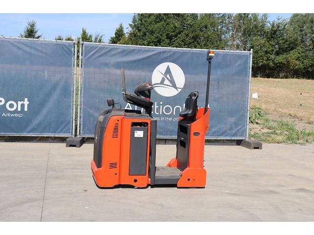 Elektrische trekker linde p30 elektrisch 3000kg - afbeelding 1 van  1