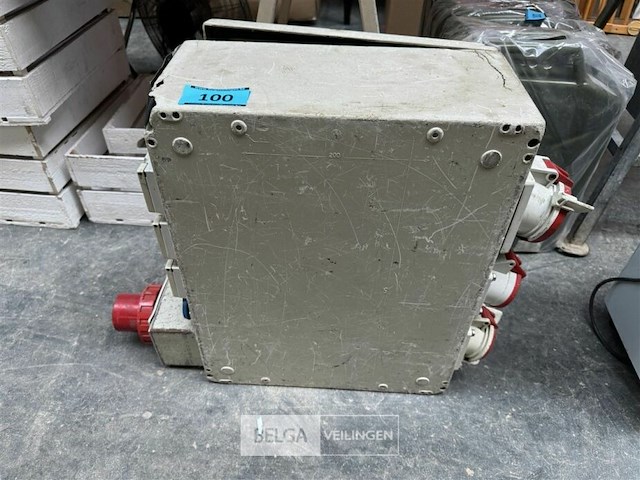 Elektrische verdeelkast 63 amp - afbeelding 1 van  3