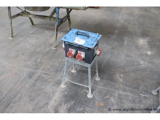 Elektrische verdeelkast, werking niet gekend - afbeelding 1 van  3