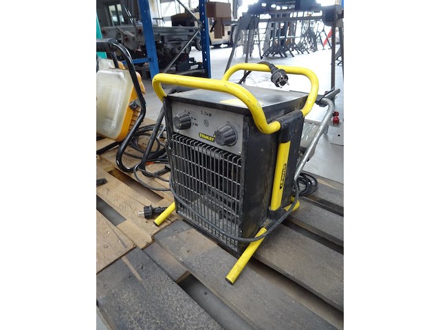 Elektrische verwarming stanley + 3x halogeen straler - afbeelding 4 van  5