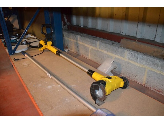 Elektrische voegen borstel powerplus, wasborstel set op telescopische steel 2 tot 5 m - afbeelding 2 van  9