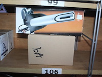 Elektrische wijnopener berghoff, werking niet gekend, 8x pakjes senseo hot choco - afbeelding 1 van  2