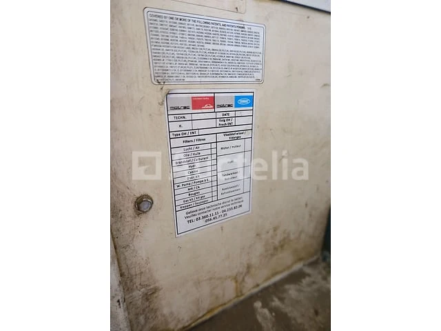 Elektrische zit-schrobmachine tennant 6200 - afbeelding 2 van  16