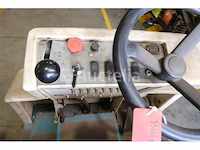 Elektrische zit-schrobmachine tennant 6200 - afbeelding 7 van  16