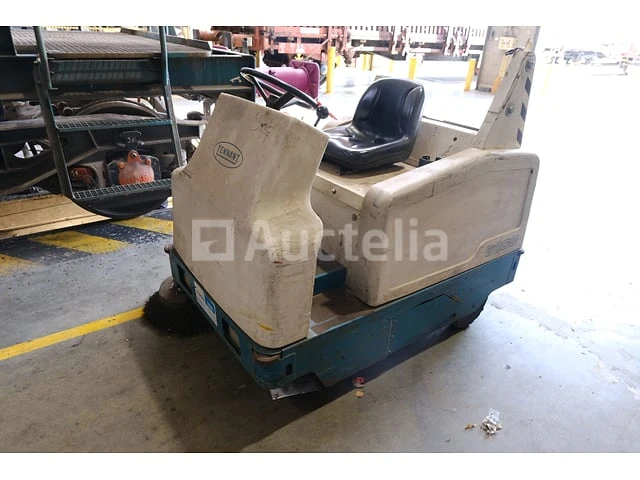 Elektrische zit-schrobmachine tennant 6200 - afbeelding 16 van  16
