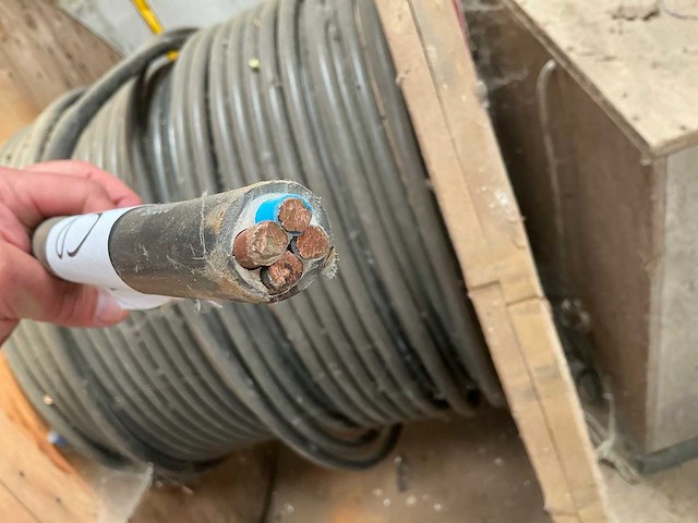 Elektrokabel op rol - afbeelding 3 van  3