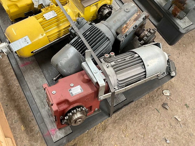 Elektromotor (16x) - afbeelding 8 van  13