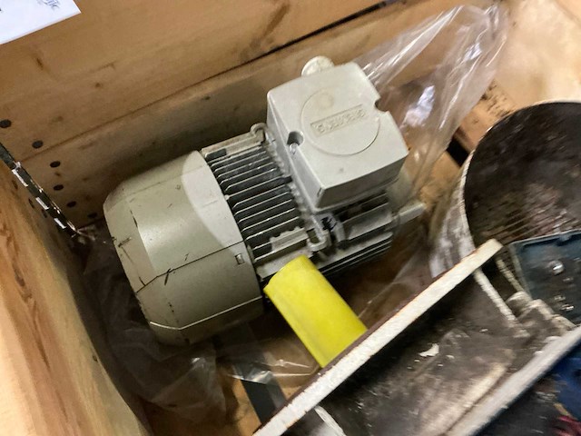 Elektromotor (2x) - afbeelding 2 van  2
