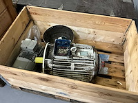 Elektromotor (2x) - afbeelding 2 van  5