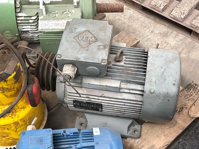 Elektromotor (3x) - afbeelding 4 van  6