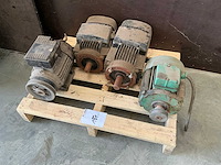 Elektromotor (4x) - afbeelding 1 van  3