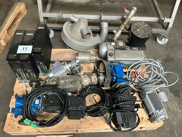 Elektromotor (5x) - afbeelding 1 van  10