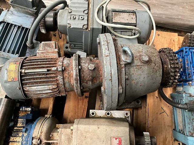 Elektromotor (8x) - afbeelding 13 van  14