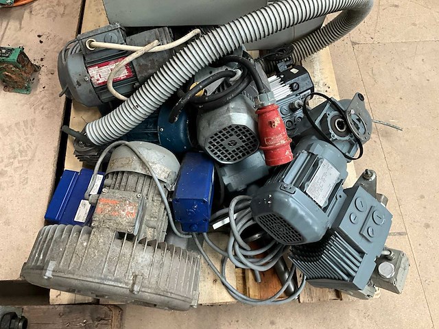 Elektromotor (8x) - afbeelding 2 van  12