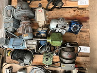 Elektromotor (8x) - afbeelding 1 van  14