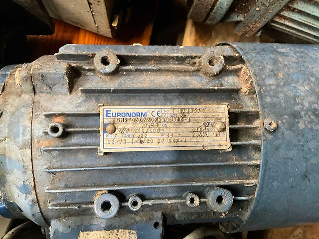 Elektromotor (8x) - afbeelding 2 van  12